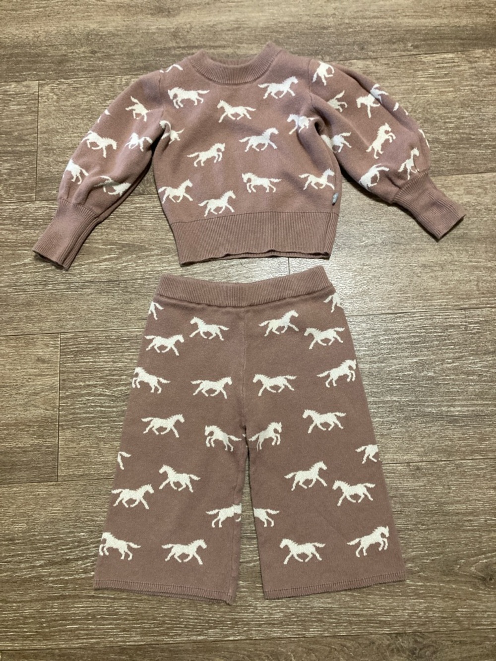 Mauve Knit Sweater Set with White Horse Motif